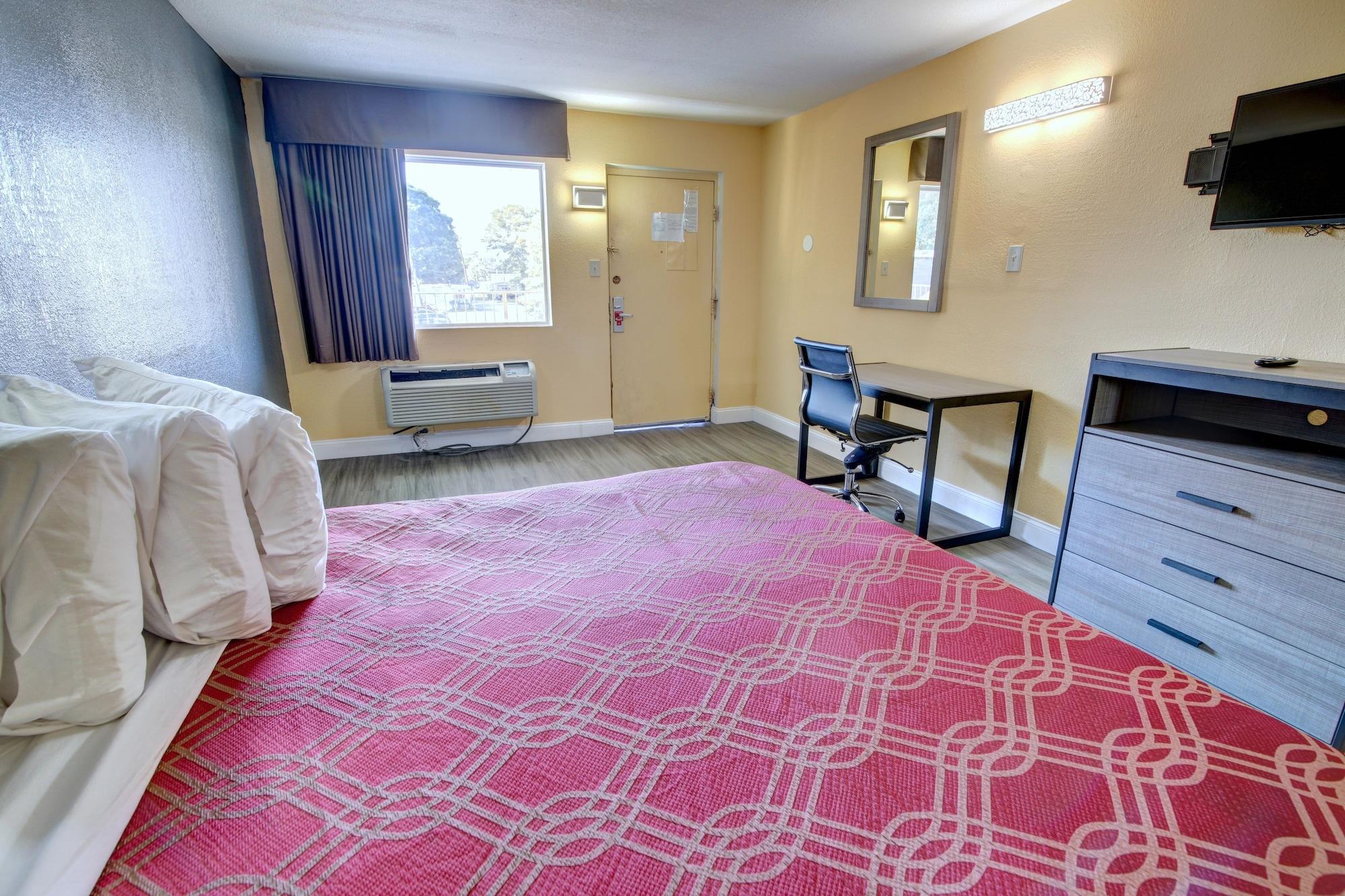 Econo Lodge At Military Circle Norfolk Zewnętrze zdjęcie