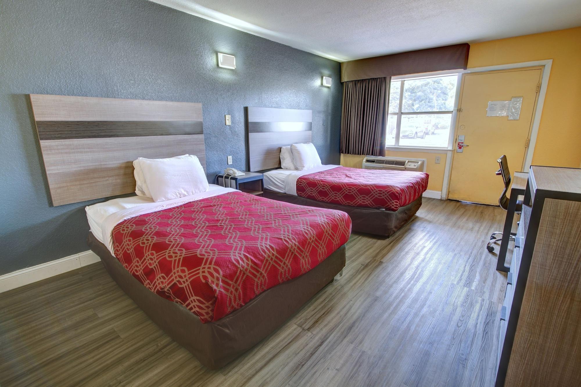 Econo Lodge At Military Circle Norfolk Zewnętrze zdjęcie