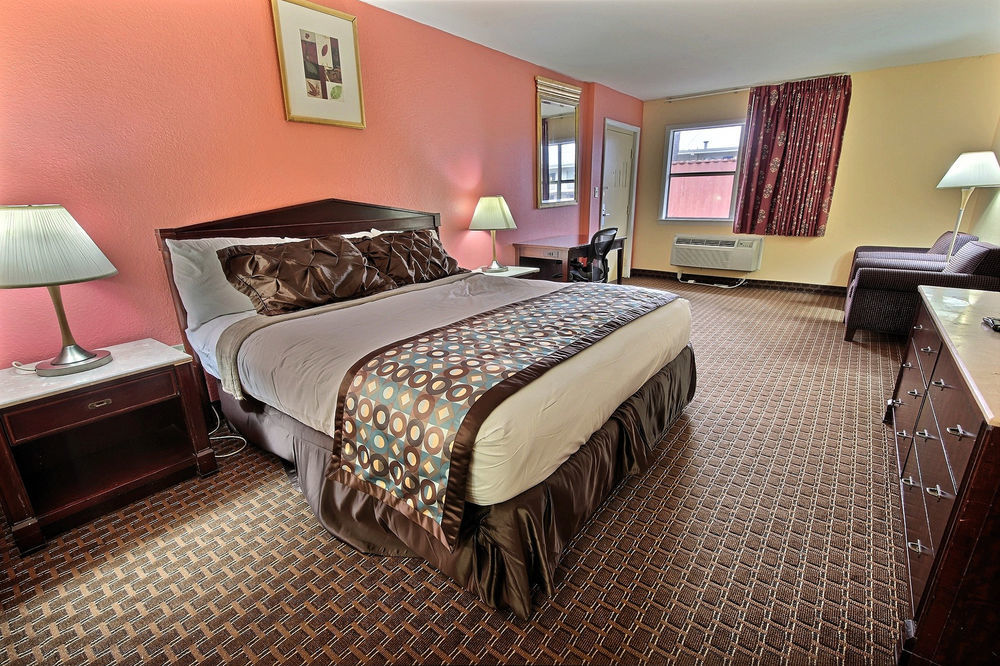 Econo Lodge At Military Circle Norfolk Zewnętrze zdjęcie
