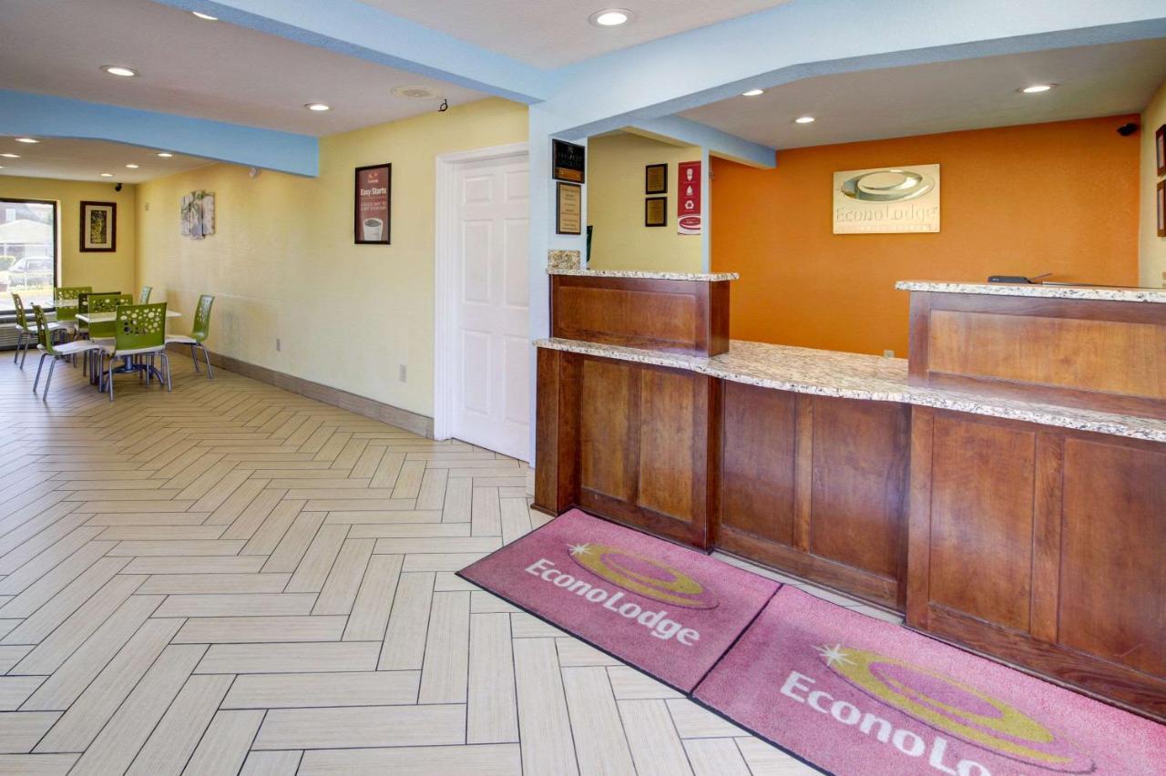 Econo Lodge At Military Circle Norfolk Zewnętrze zdjęcie